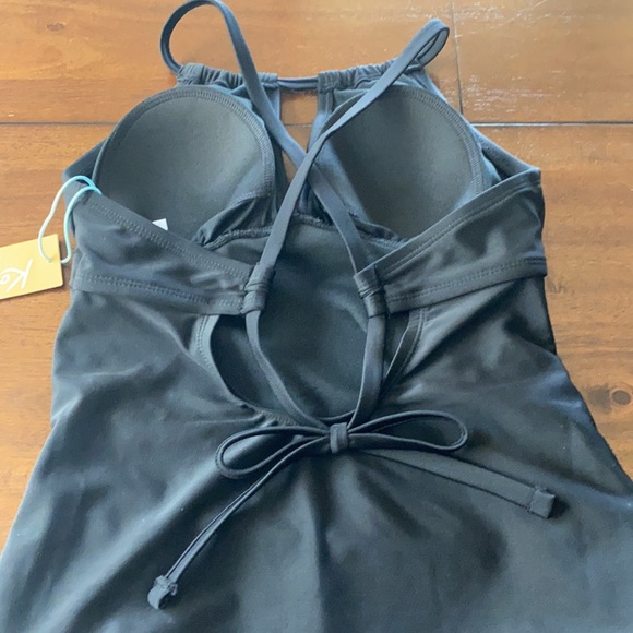 Key Hole High Neck Black Tankini Top - Picture 6 of 7